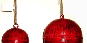 Red Metal Christmas Hanging Ball Set