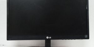 20 Inch LG LED Monitor