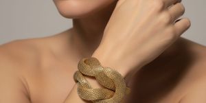 Artificial Gold Mesh Knot Bracelet