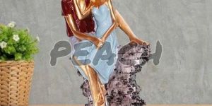 Multicolor Polyresin Couple Statue For Gift