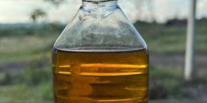 Distilled Plastic Pyrolysis Oil