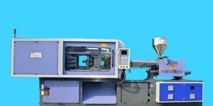 Automatic Plastic Injection Molding Machine