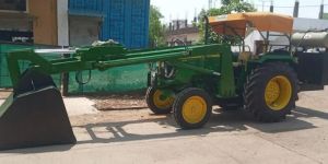 Bhusa Tractor Front End Loader