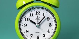 Analog Metal Ringing Bell Alarm Clock