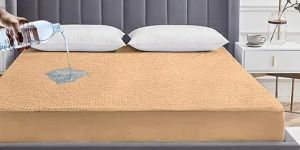 Leoaries Cotton Beige Bed Cover