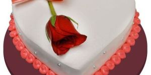 Vanilla Heart Cake with Rose