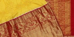 Yellow Bandhani Kanchi Women Silk Saree with Peacock Motif Border