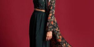 Nadia Cape Jacket with Flared Pants