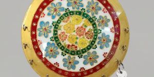 Meenakari Key Holder