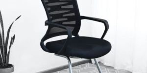 Vassio Black Visitor Chair LB32FIXED