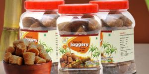 Round Shape Jaggery