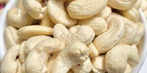 Cashews (Kaju)