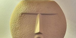 LARGE Kissing Face Flower Vase