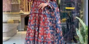 WOMEN Anarkali Kurti Set with Dupatta Mehrun Chanderi Print