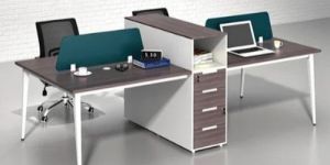 4 Person Office Workstation