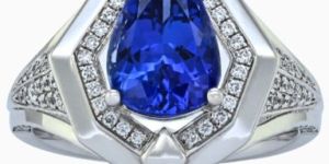 Vivid Violet Pear Shaped 2.19 Carats Women Tanzanite Ring