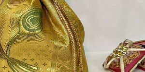 STUNNING BANARASI POTLI BAGS