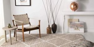 Ivory with Beige Colour Diamond Shaggy Rug