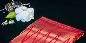 Sindhura Red Pure Handwoven Banarasi Silk Saree