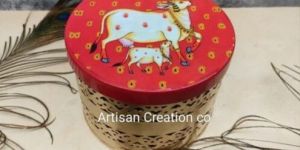 Round Beautiful Cow Pichwai Box