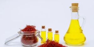 Saffron Oil