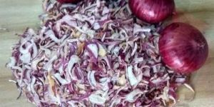 Dehydrated Red Onion Flakes