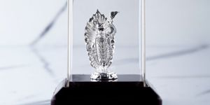 999 Silver Shreenathji Idol