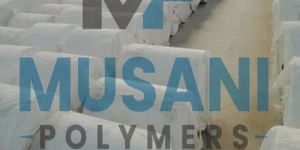 Laminated Milky White PP Woven Fabric Roll