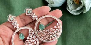 Ladies Fancy Earring