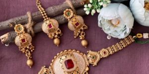 Ladies Traditional Choker Necklace Set
