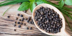 Natural Black Pepper Seeds