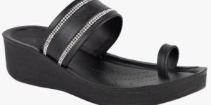 Ladies Black Casual Wear Sandal