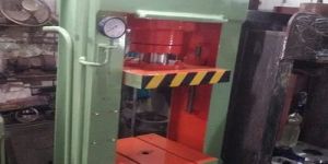 Hydraulic Hand Ejector Molding Press Machine