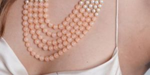 STARDOM LOOK PEARL NECKLACE