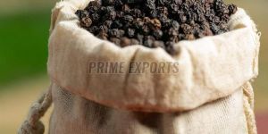 Raw Black Pepper Seeds