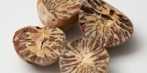 Brown Split Betel Nuts