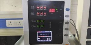 Table Top Three Para Monitor
