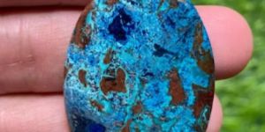 Natural Shattuckite Gemstone