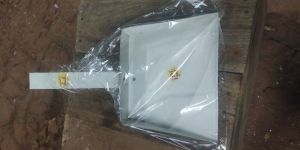 Iron Dust Pan
