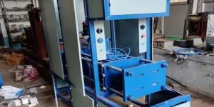 Plastic Bottle Making Machine