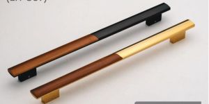 LH 307 Aluminium & Wooden Door Handle