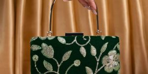 Green Floral Sequins Embroidery Clutch Bag for Women