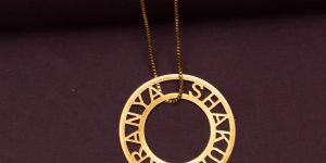 Round Shaped Customized Pendant with Name