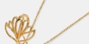 916 the Divine Touch Womens Drop Pendant