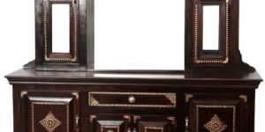 Wooden Brass Fitting Dresser Table