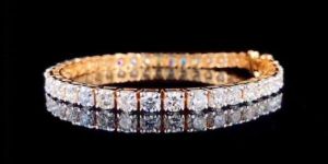 40 Pointers Women Diamond Bracelet