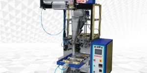 Pneumatic FFS Weigh Filler Packing Machine