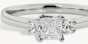 Women RADIANT TRIO RING
