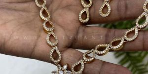 Women Star & Leaf Necklace Set FJ111