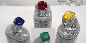 Designer Ladies Finger Ring Embellished with Korean Zirconias